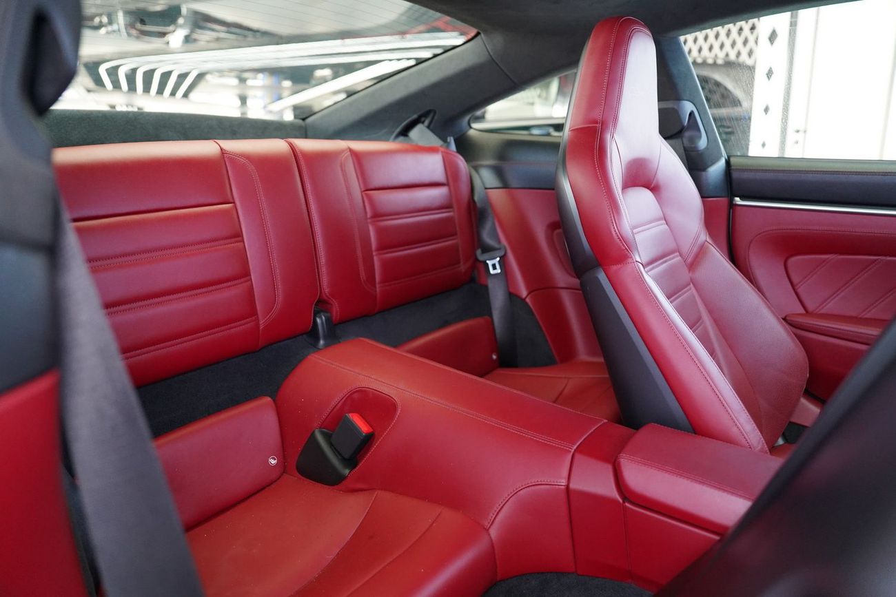 Porsche 911 Turbo S 3.8L (640 HP) Coupe