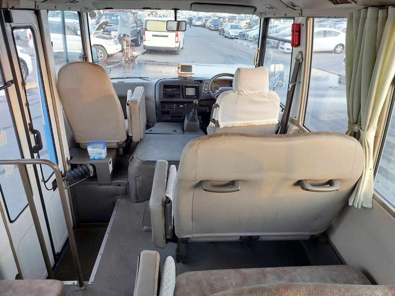 Mitsubishi Rosa (RAMADAN OFFER) MITSUBISHI ROSA BUS RHD 1998 MODEL 5.2 L DIESEL MANUAL(PM00311)