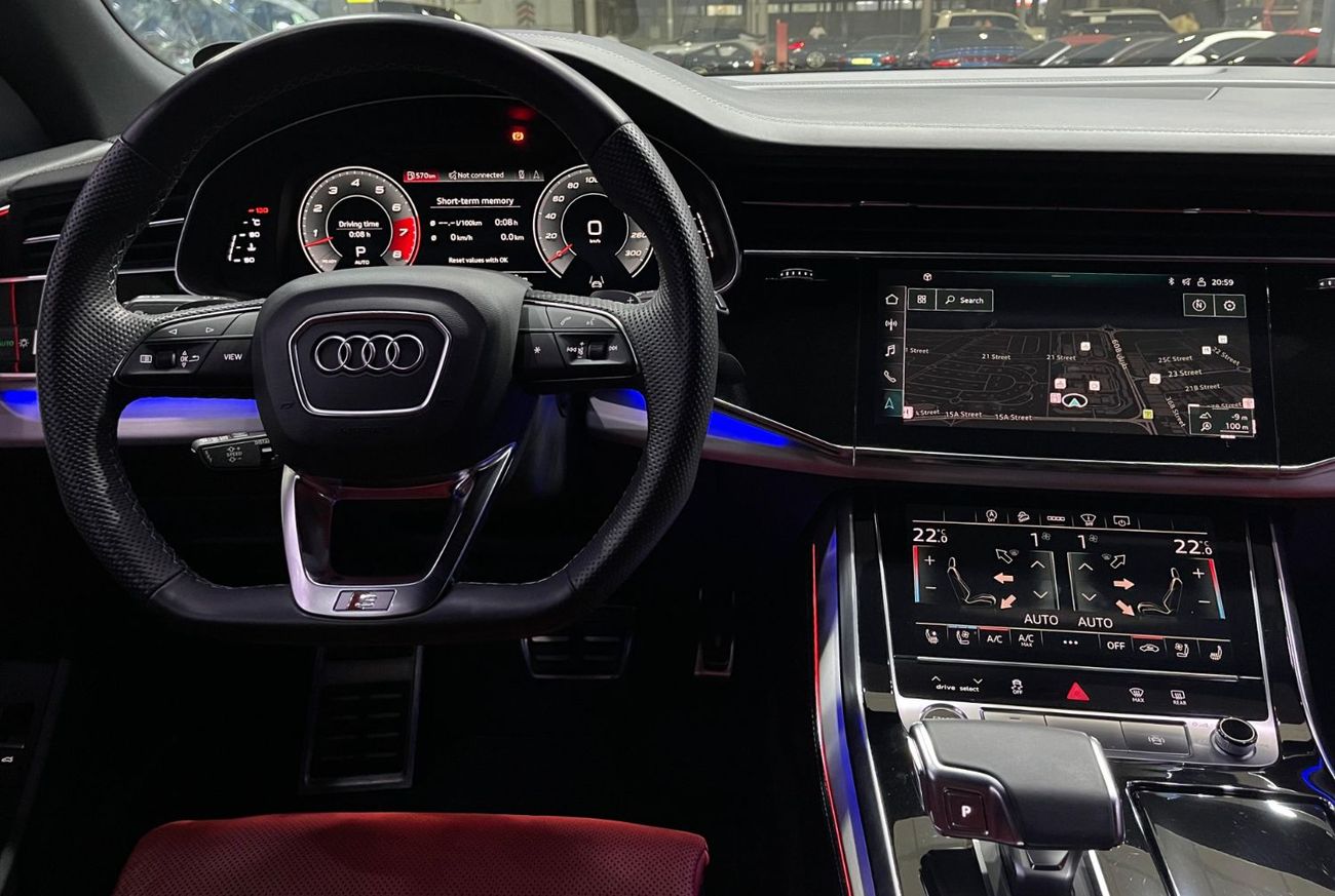 أودي Q8 55 TFSI quattro S-Line sports & Black Gloss package 3.0L (340 HP)