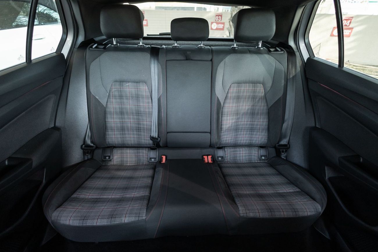 Volkswagen Golf GTI Fabric 2.0L