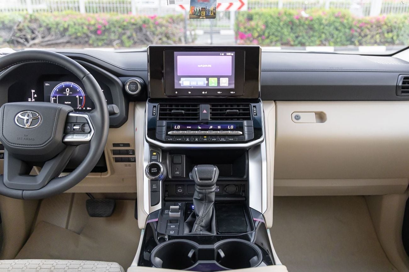 Toyota Land Cruiser GXR LAND CRUISER | LC300 | 2026 | GCC | 4WD | V6 3.5L | 1 Camera - 1 electric chair | Petrol | 7 seat |