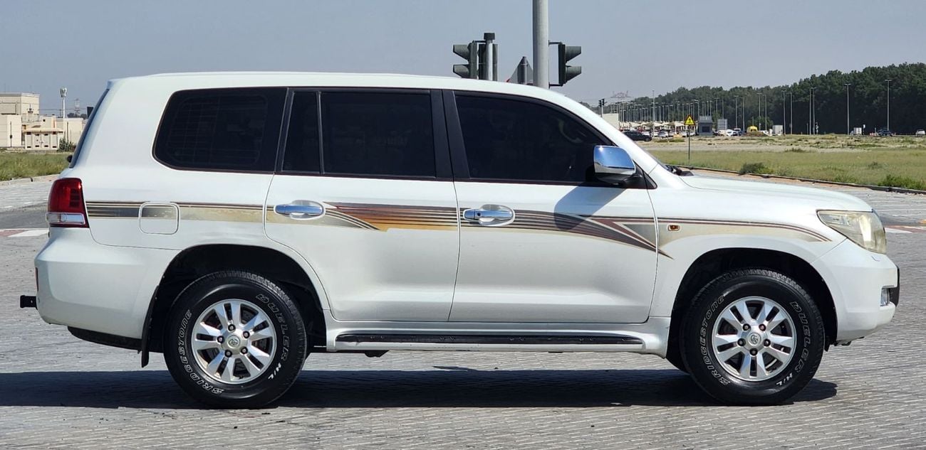 Toyota Land Cruiser GX.R V8