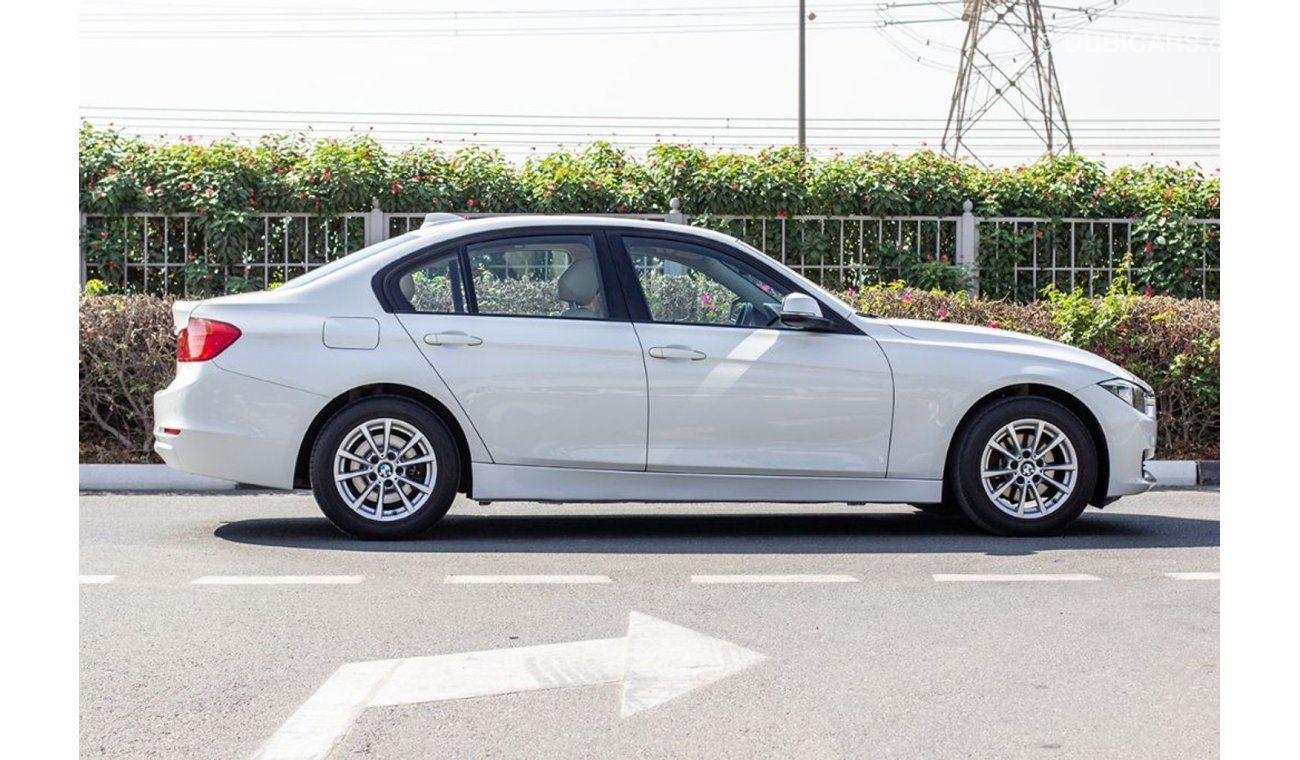 BMW 320i BMW 320I - 2015 - GCC - ASSIST AND FACILITY IN DOWN PAYMENT - 1150 AED/MONTHLY - 1 YEAR WARRANTY