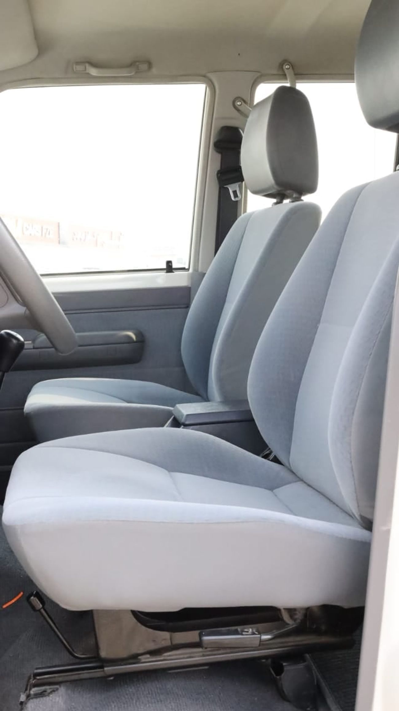 Toyota Land Cruiser 70 Std 4.5L 4WD