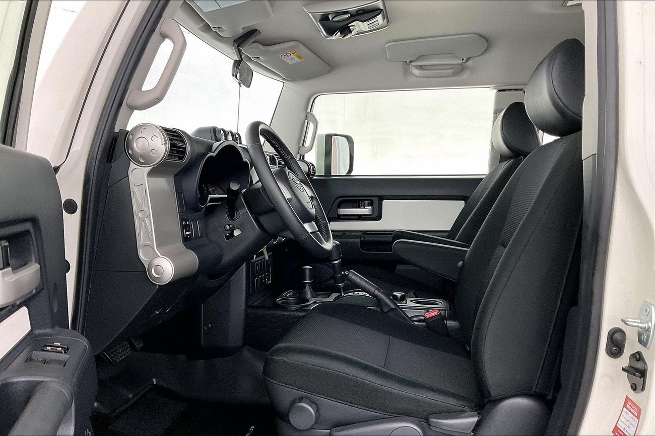 Toyota Camry SE| 1 year free warranty | Exclusive Eid offer