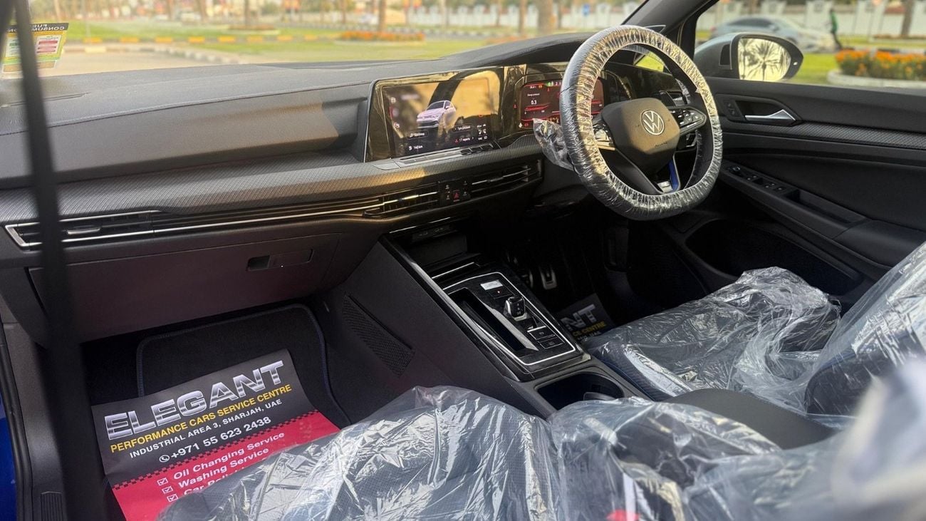 Volkswagen Golf R Base 2.0T