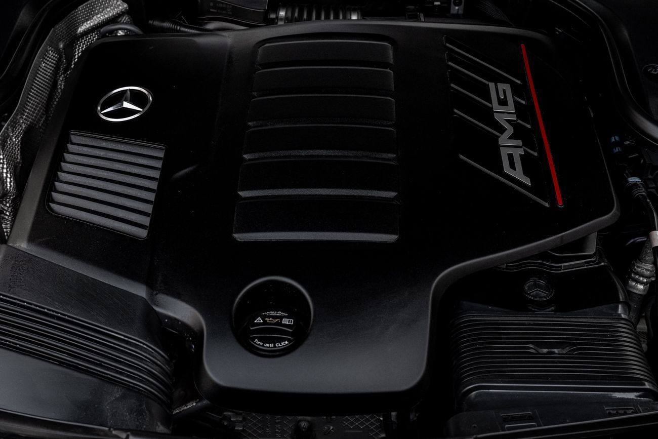 مرسيدس بنز ايه ام جي جي تي 43 AMG GT 43 | 5,484 P.M | 0% Downpayment | Agency Warranty | Full Gargash Service History