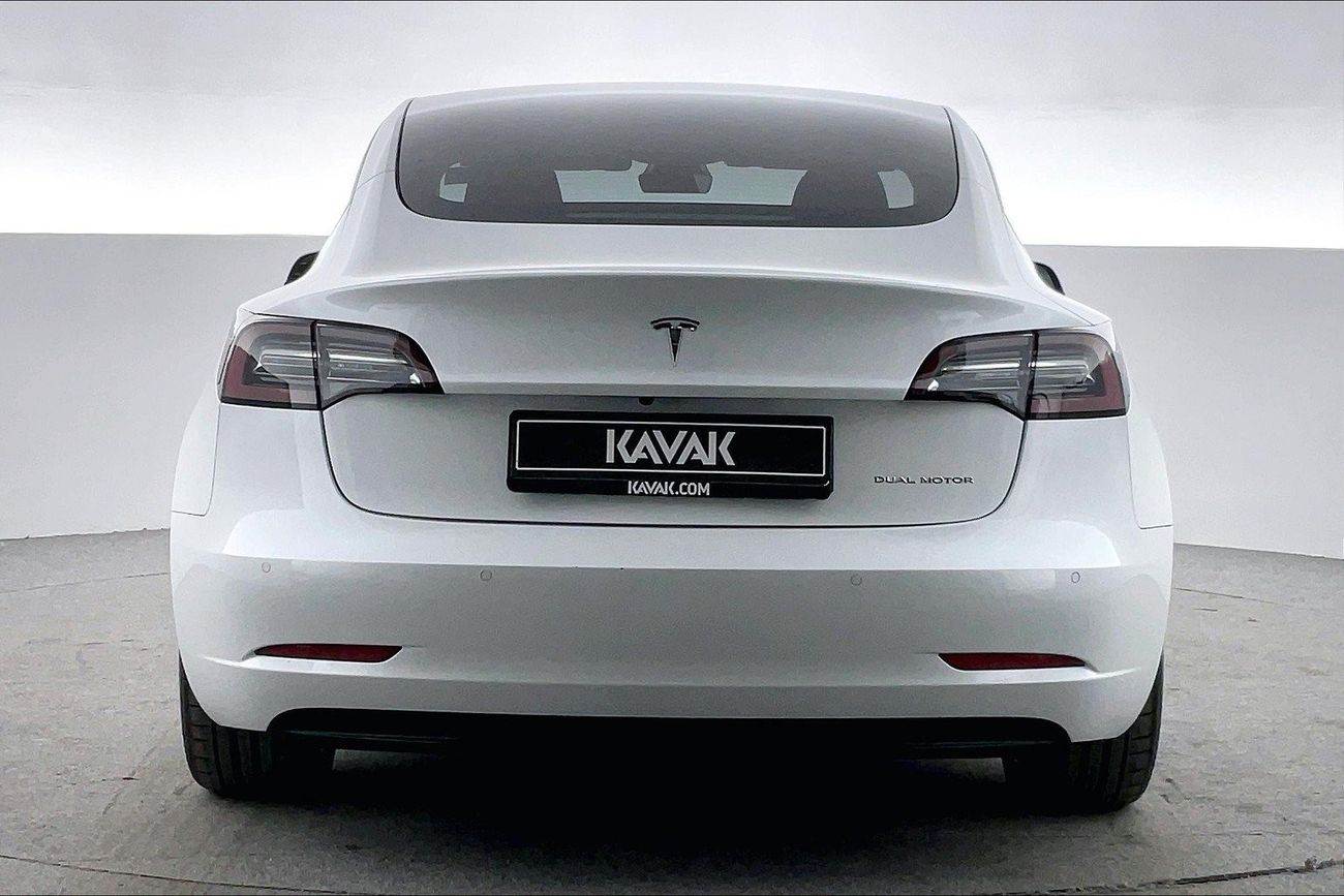 تسلا موديل 3 Long Range (Dual Motor) | شامل الضمان | 0 ﺪﻔﻋﺓ ﺃﻮﻟﻯ