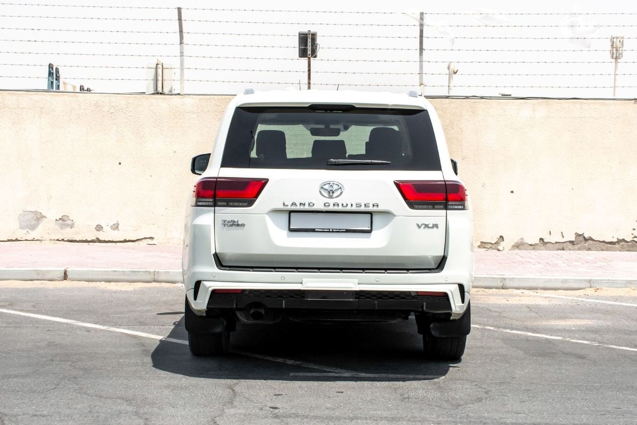 Toyota Land Cruiser VXR