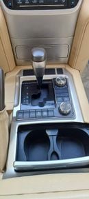 تويوتا لاند كروزر 4.5 V8