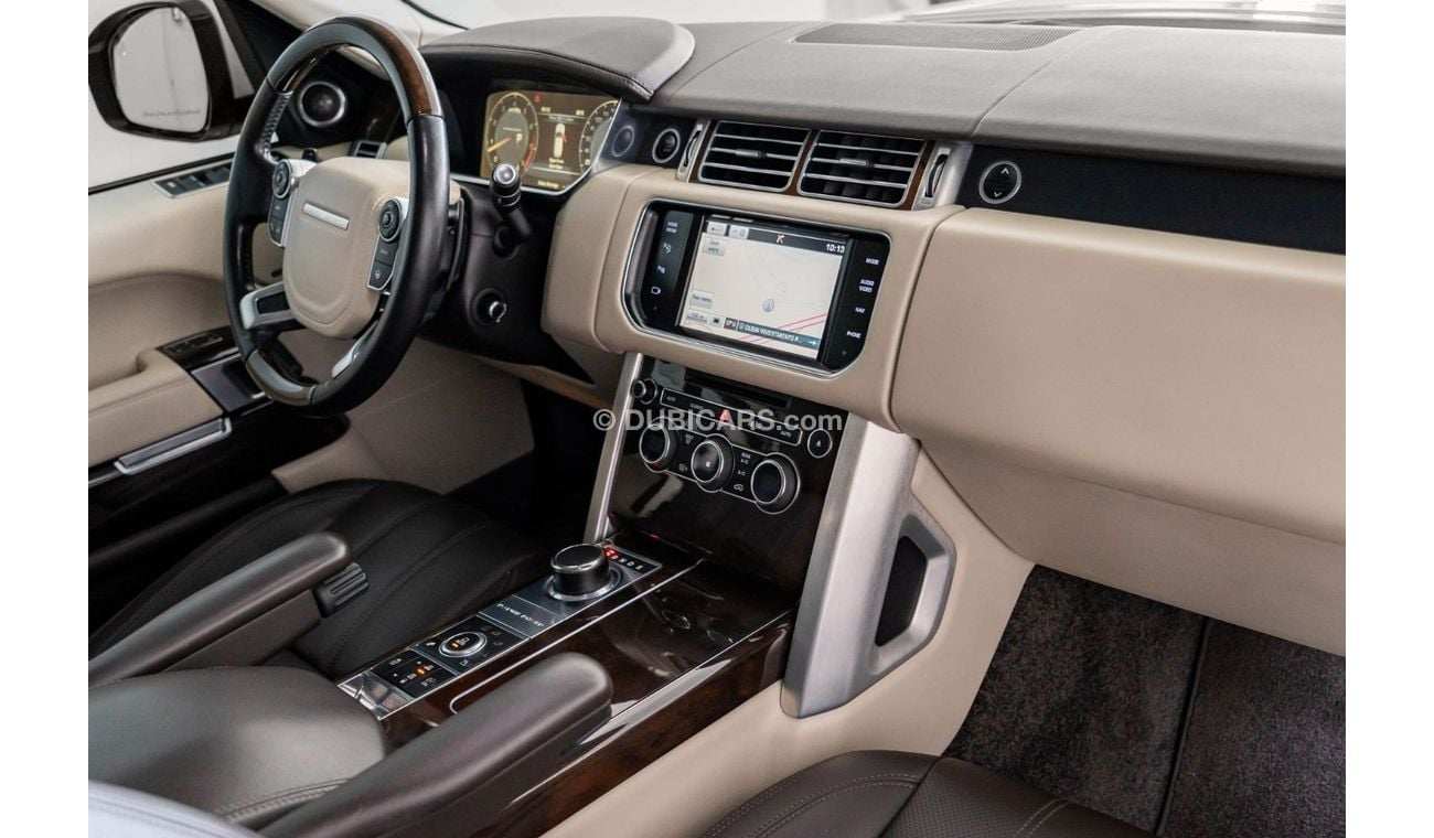 Land Rover Range Rover 2015 Range Rover Vogue SE / 5.0L V8 Supercharged / Full Service History