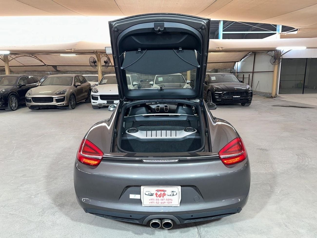 بورش كايمان PORSCHE CAYMAN S 2014 | MANUAL TRANSMISSION! | LOW MILEAGE | 19-INCH RIMS