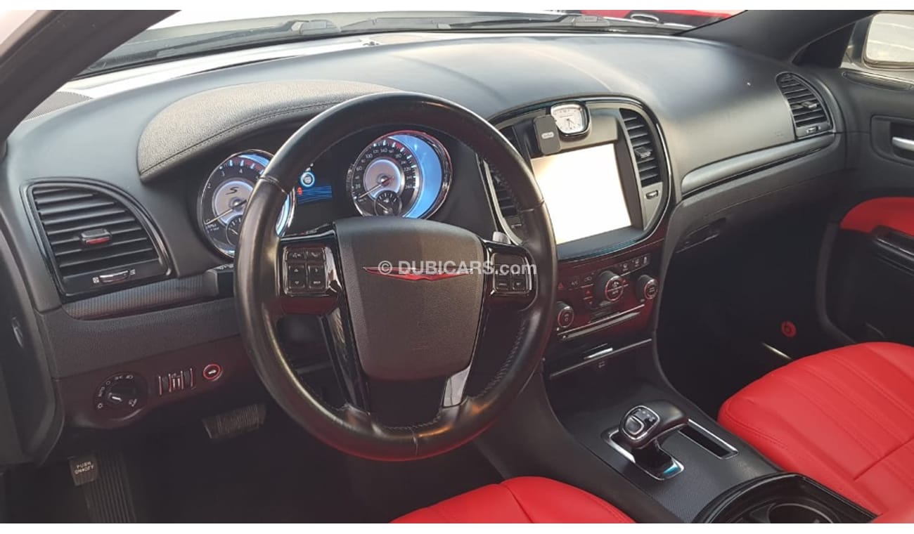 Chrysler 300s Model 2013 car prefect condition full option low mileage  V6