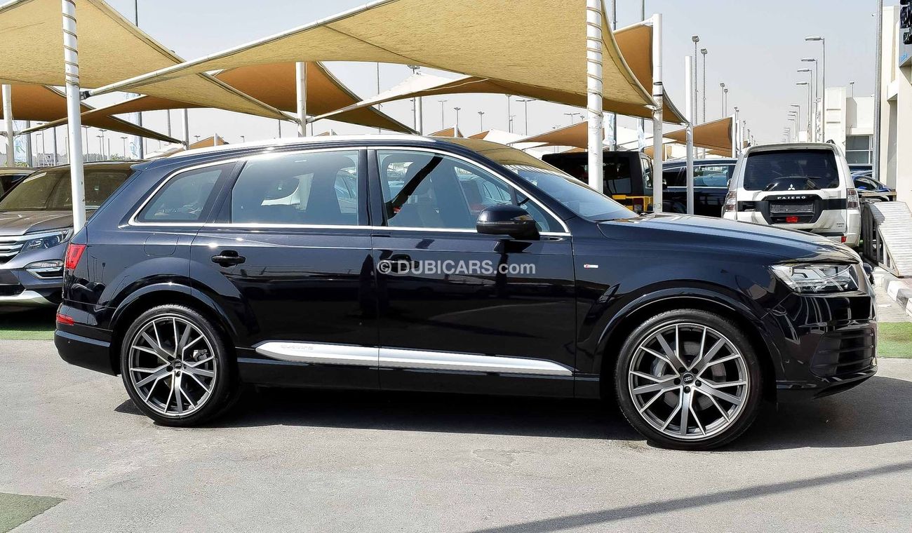 Audi Q7 S-line Luxury Sport 2018 Agency Warranty Full Service History GCC