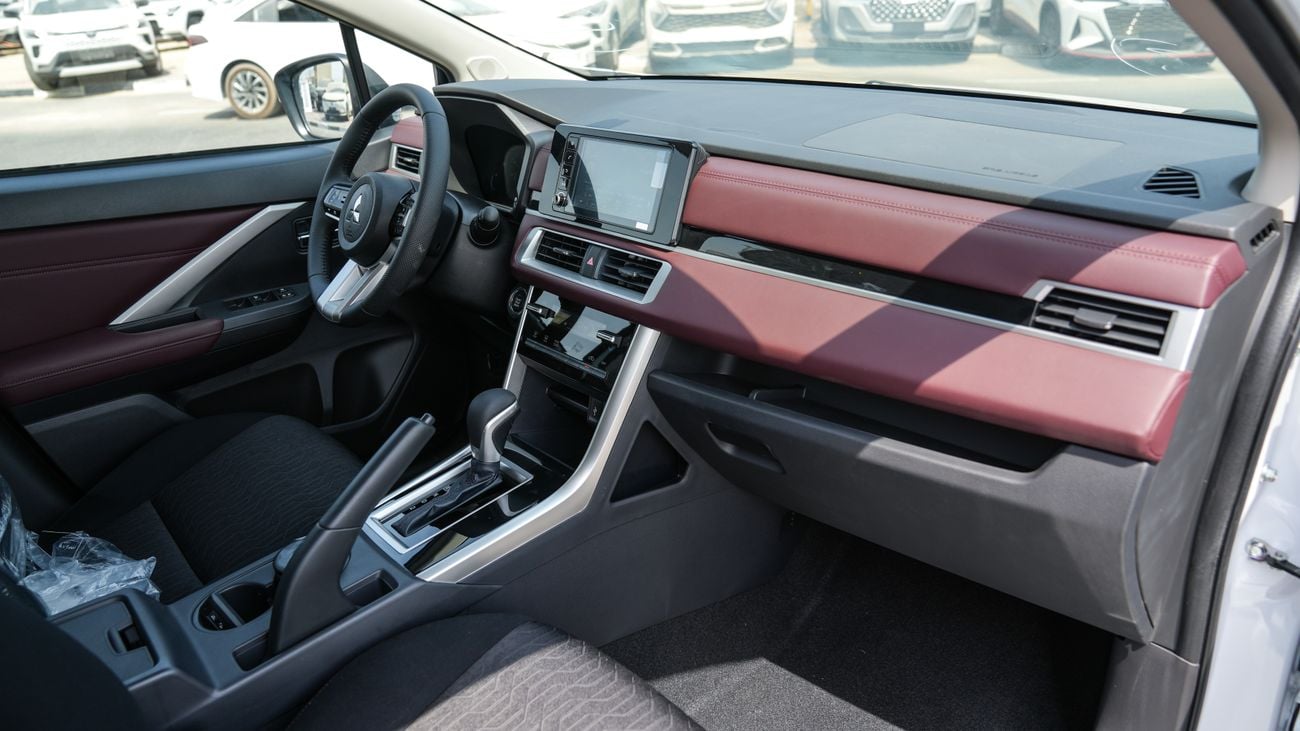 Mitsubishi Xpander Cross