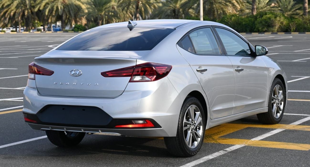 هيونداي إلانترا هيونداي النترا 2020 خليجي بحالة ممتازة بدون حوادث