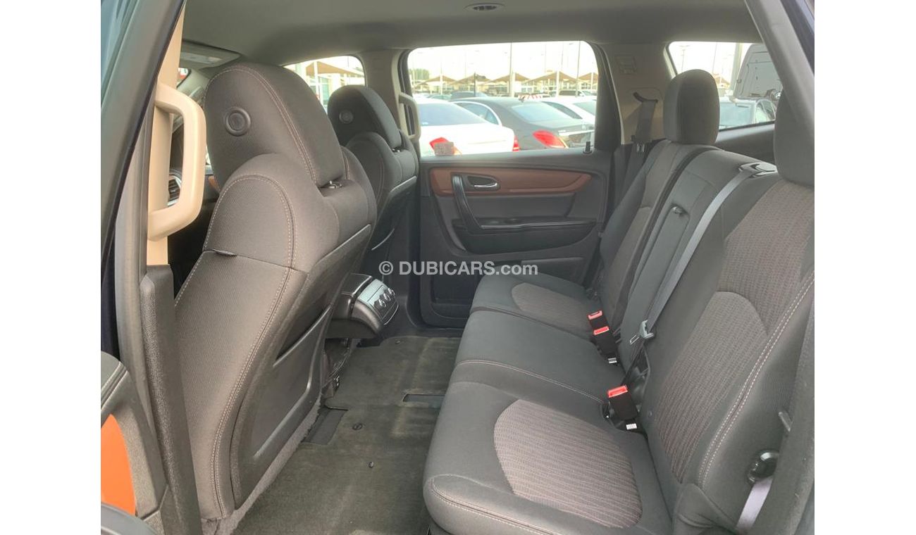 Chevrolet Traverse Chevrolet Travels LT_Gcc_2015_Excellent_Condihion _Full option