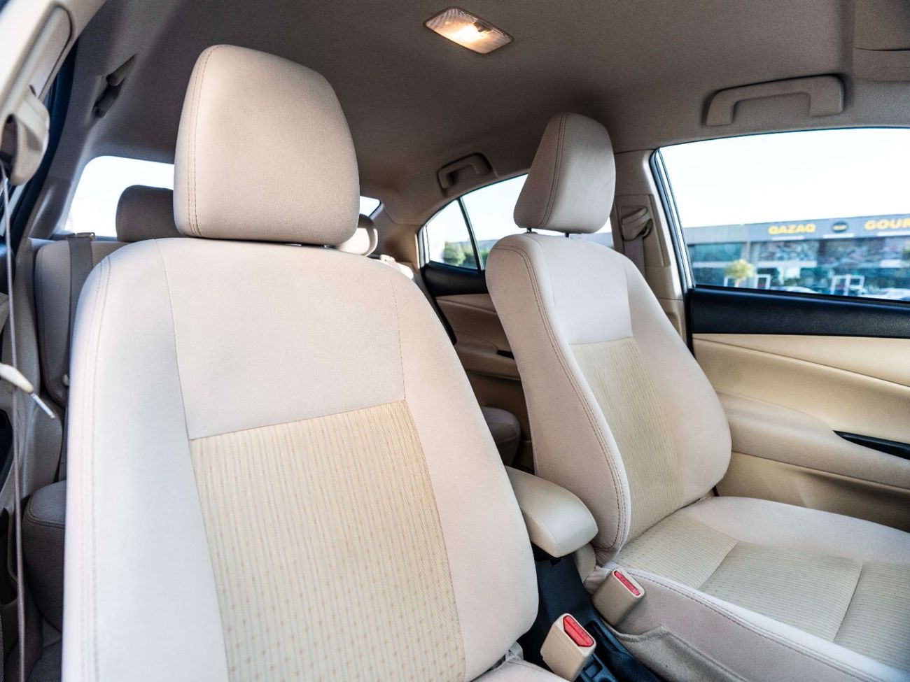 تويوتا يارس 1.5L E