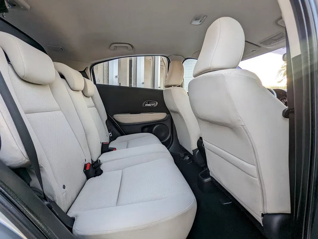هوندا HRV EX | GCC Specs | Low KM| Agency Mint Premium Condition MID Sized Family SUV