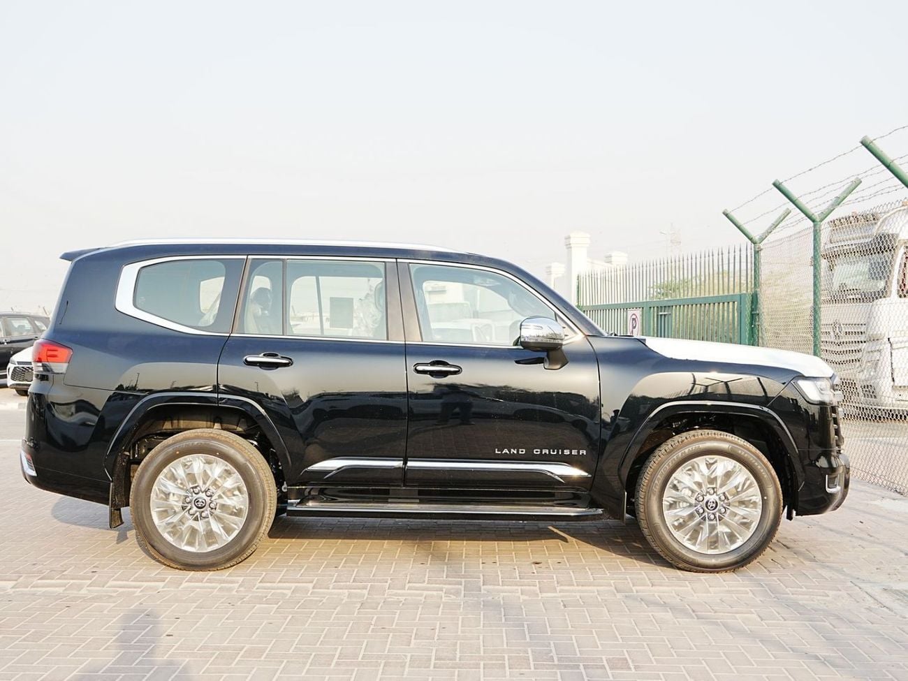 Toyota Land Cruiser VX