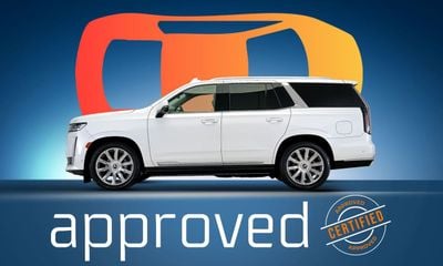 كاديلاك إسكالاد Premium Luxury 6.2L 4WD UAE's Very Best Example | 2 Years Free Servicing | AED 3,921 Per Month