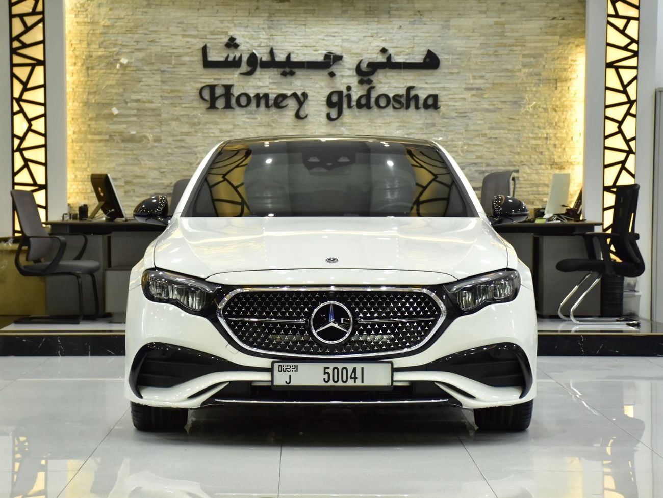 مرسيدس بنز E200 EXCELLENT DEAL for our Mercedes Benz E200 ( 2025 Model ) in White Color Korean Specs
