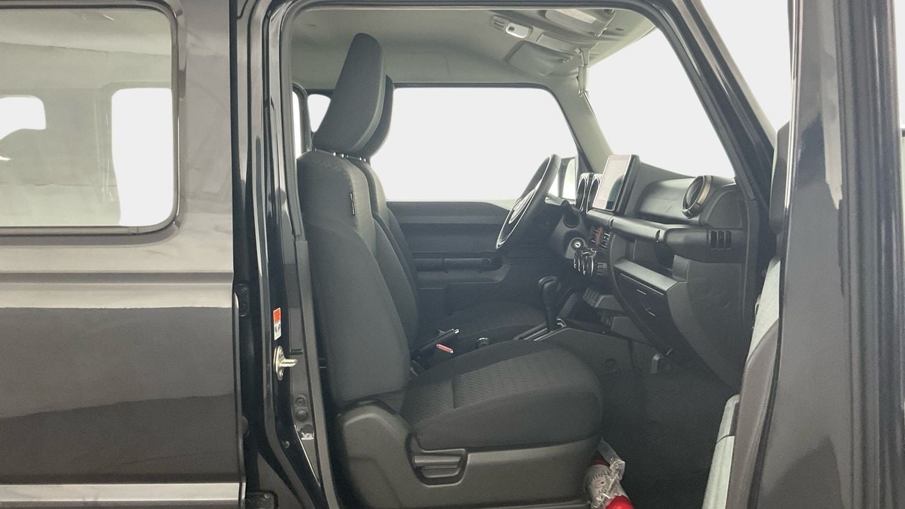 سوزوكي جيمني GLX | شامل الضمان | 0 ﺪﻔﻋﺓ ﺃﻮﻟﻯ