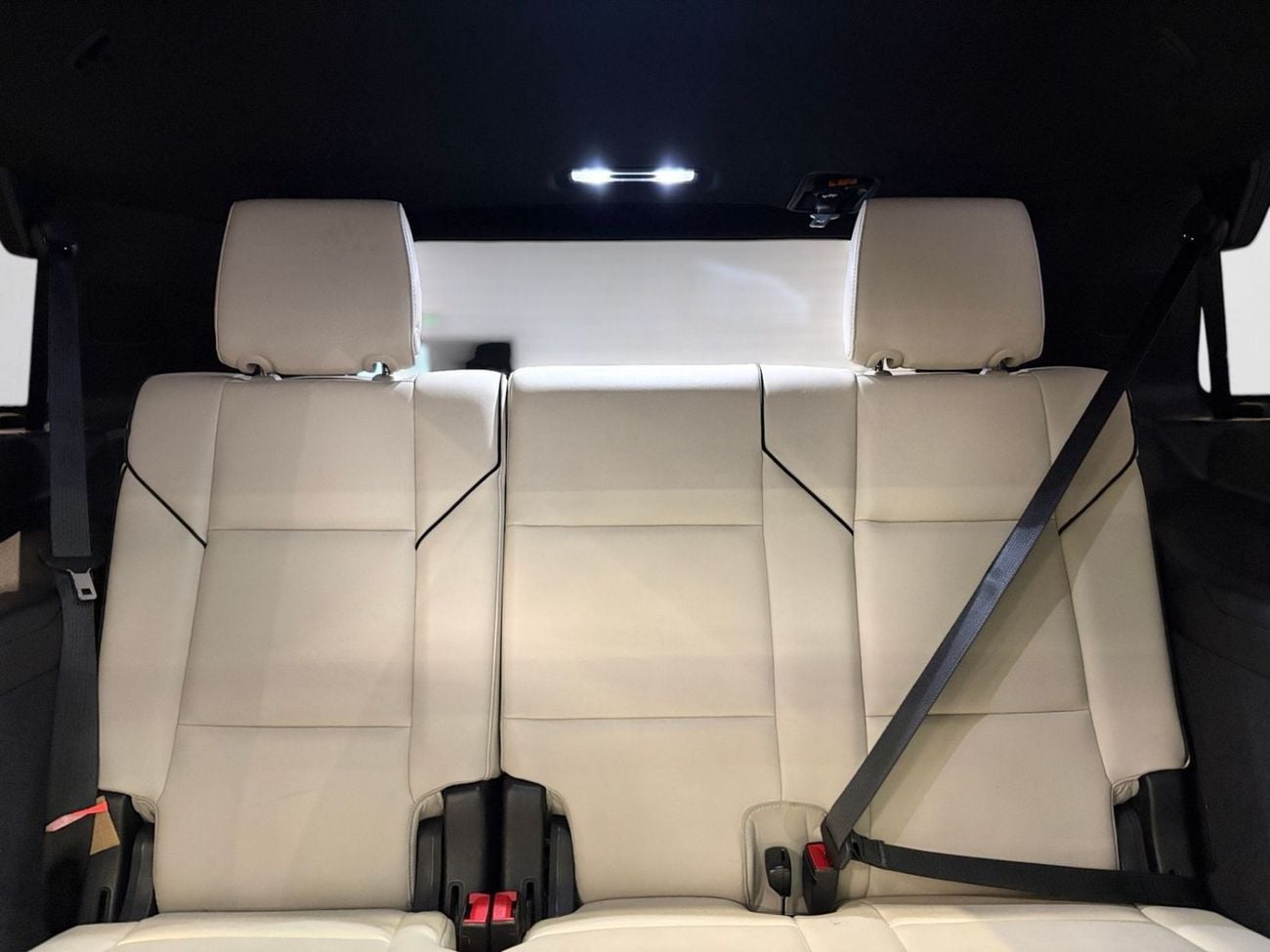 Cadillac Escalade AED 3,520 P.M | 0% DOWN PAYMENT | CADILLAC ESCALADE SPORT LUXURY | 6.2L V8 4WD | FULL SERVICE HISTOR
