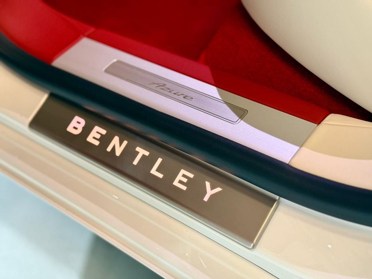 بنتلي فلاينج سبور 4.0T V8