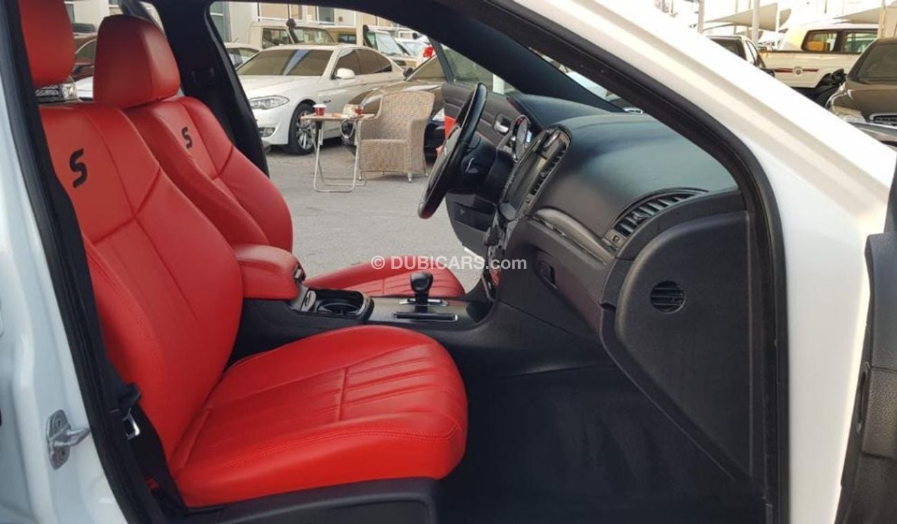 Chrysler 300s CRYSRAL C300S MODEL 2013 Car perfect condition full option panoramic roof leather seats navigation B