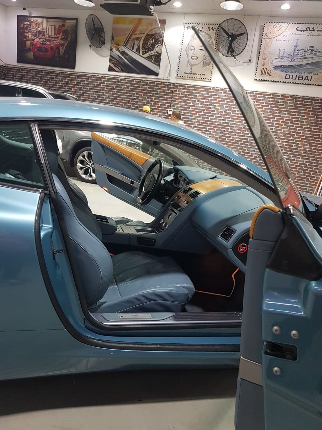 أستون مارتن DB9 5.9