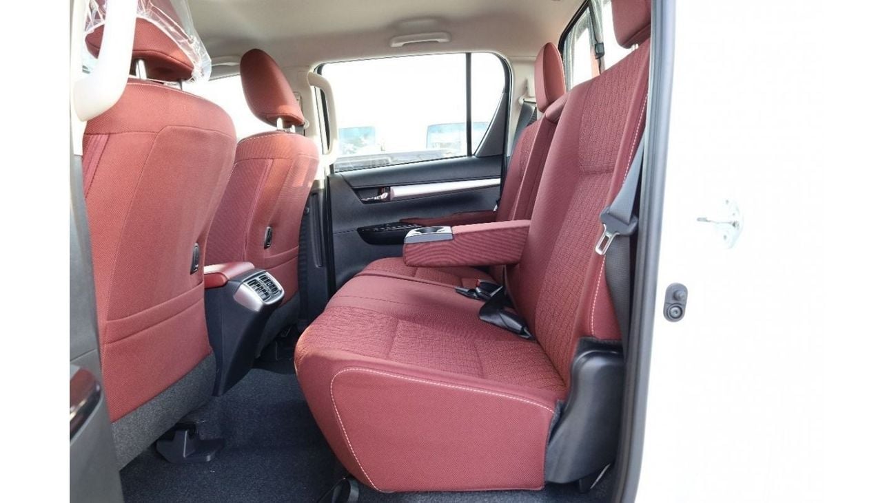 Toyota Hilux TOYOTA_HILUX_2.4L_DIESEL_2024_S-GLX_SAUDI_FULL_OPTIONS_M/T_AUTOMATIC