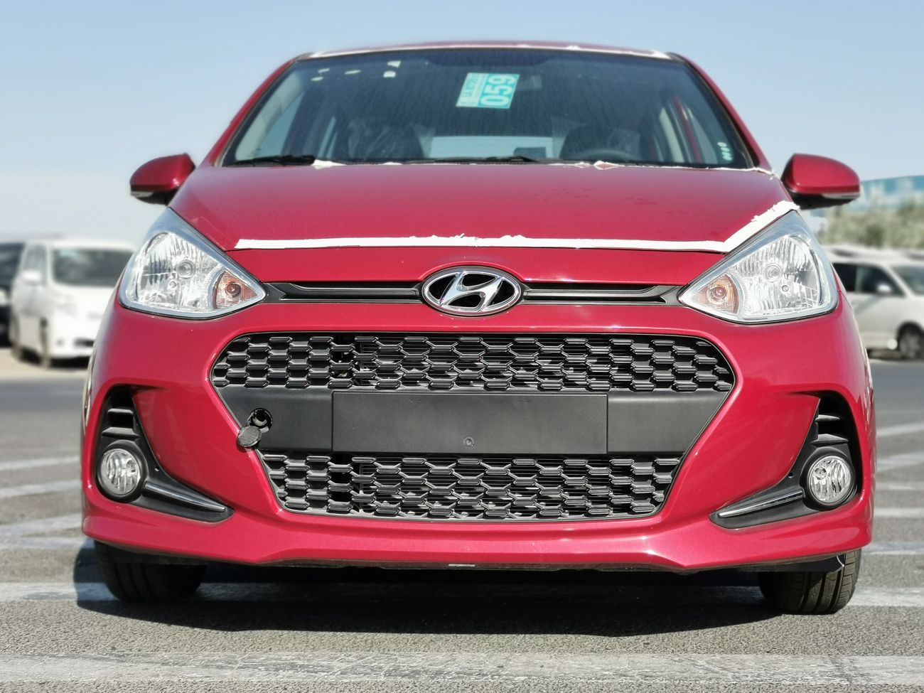 Hyundai Grand i10 1.2L PETROL, 14" TYRE, FABRIC SEATS, XENON HEADLIGHTS (CODE # HGI01)