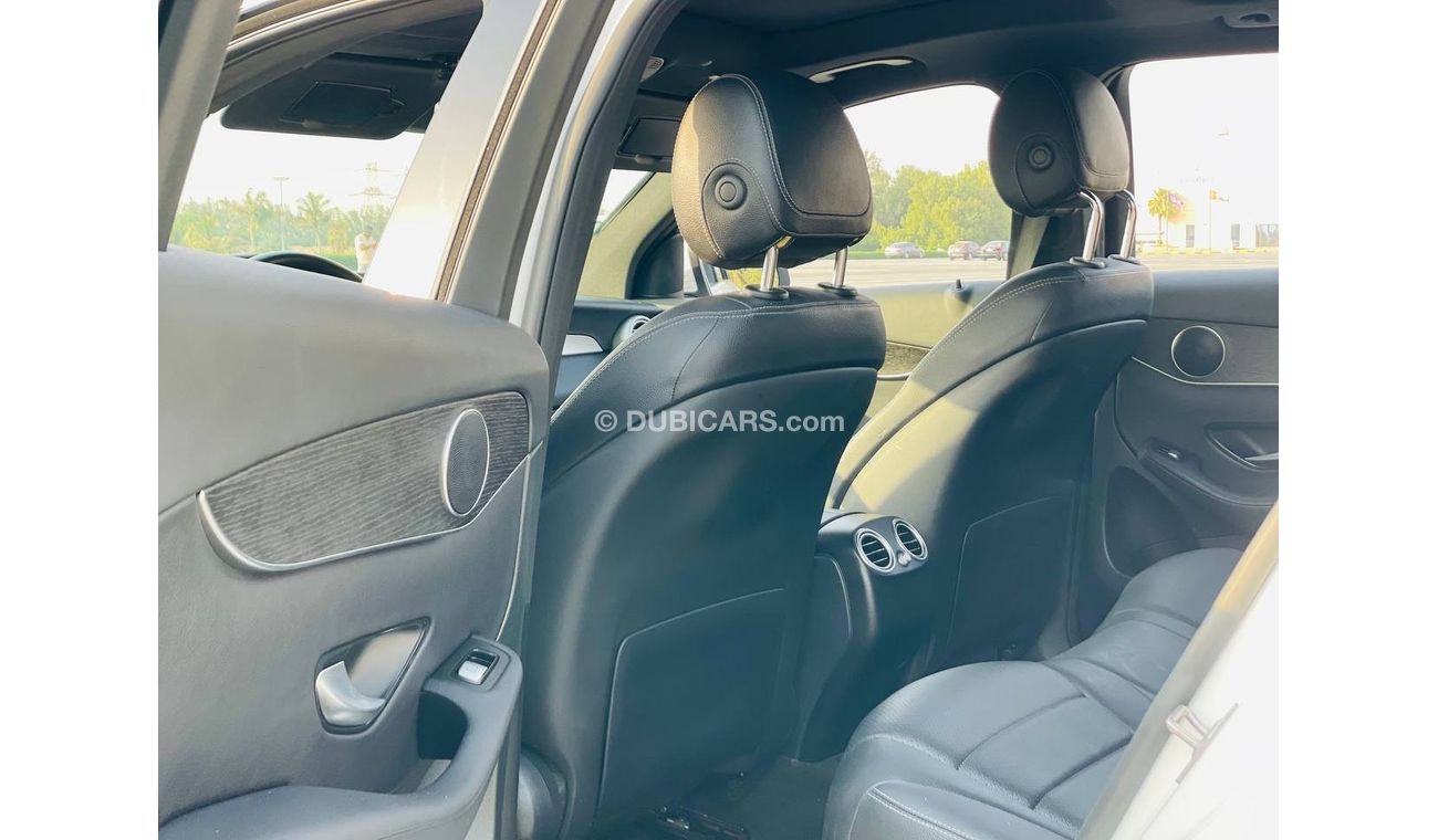 Mercedes-Benz GLC 300 4MATIC MERCEDES GLC300 MODEL 2022 FULL OPTION