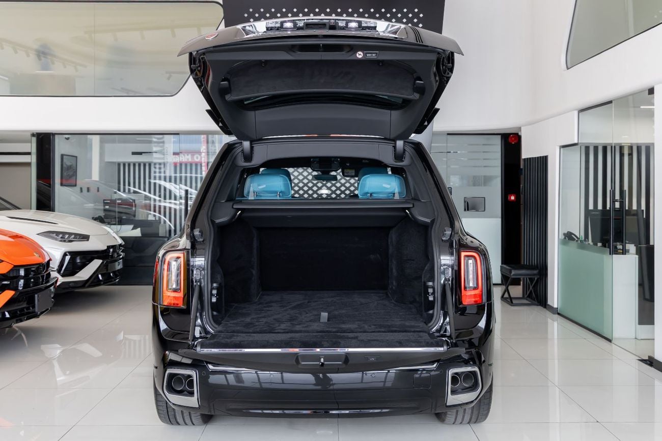 Rolls Royce Cullinan ROLLS-ROYCE CULLINAN | WARRANTY AVAILABLE PITSTOP 360AGMC | SILVER BADGE | BESPOKE TURQUOISE LEATHER