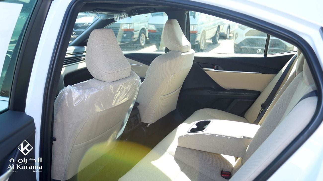 تويوتا كامري LE | 2.5L Hybrid | Panoramic Moon Roof | Driver Seat Lumbar Support | GCC Specs