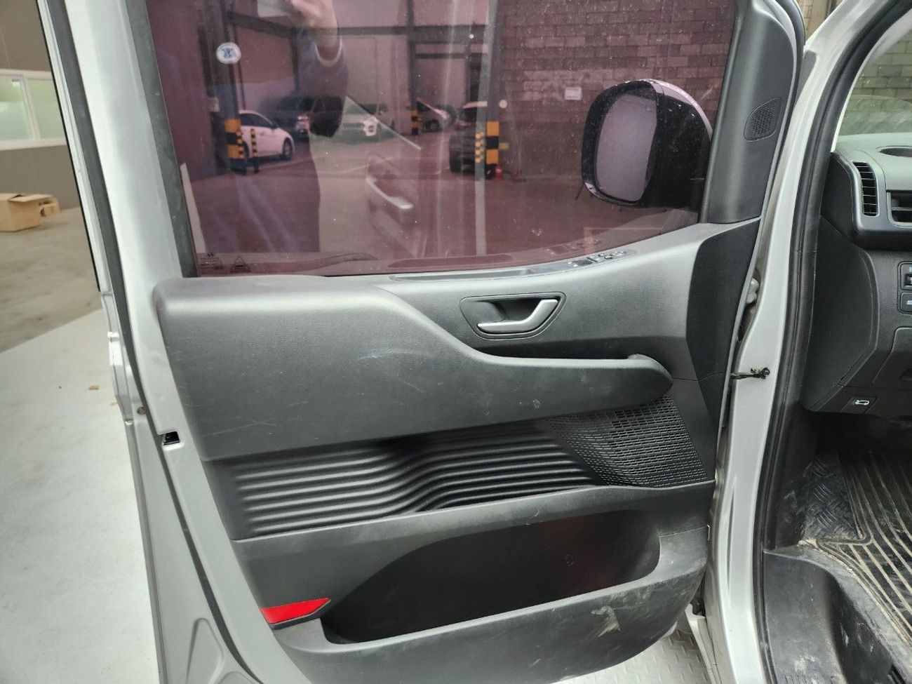 هيونداي ستاريا 2022 HYUNDAI STARIA (D) 2.2 Tourer 9seat Modern