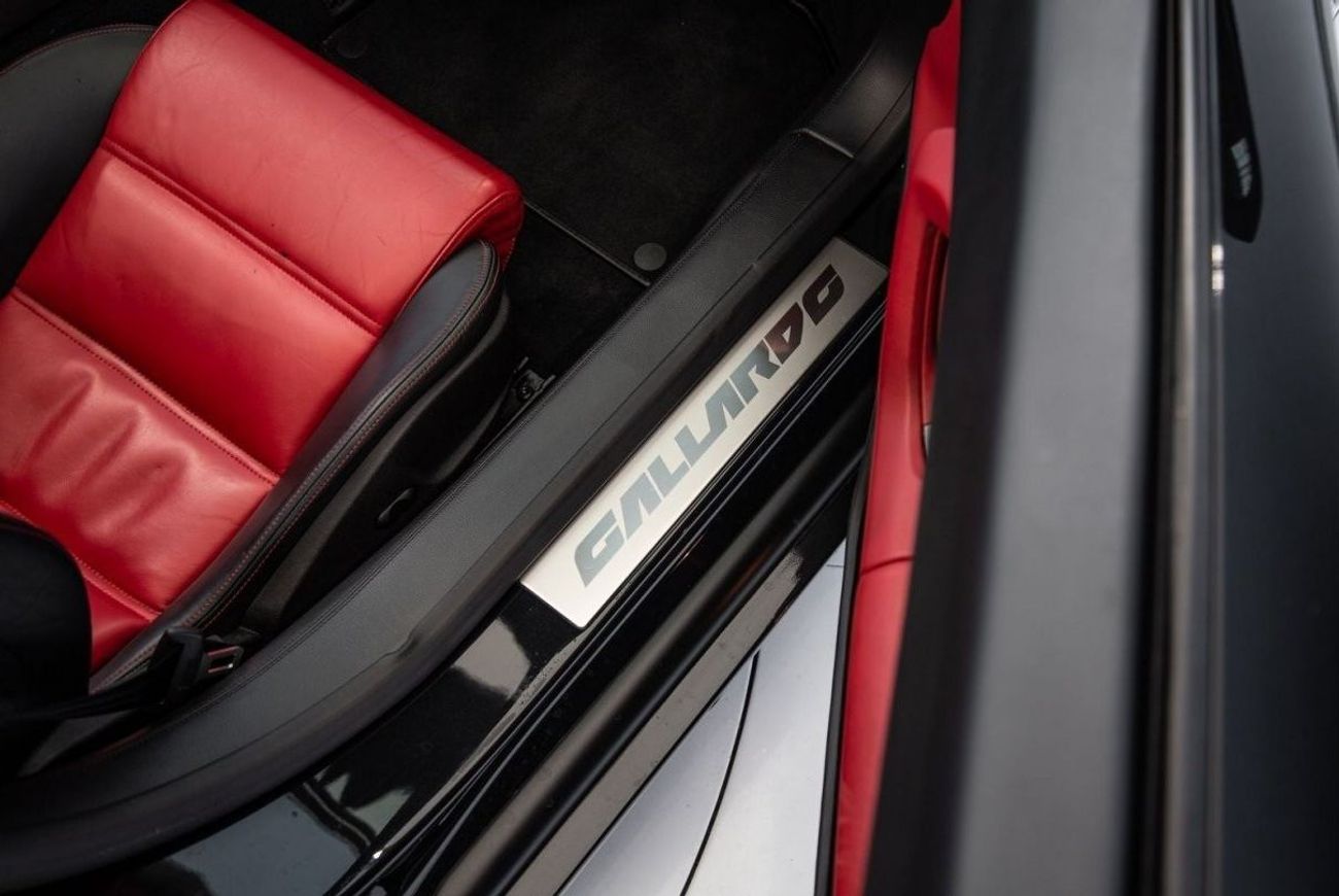 لامبورغيني جاياردو Lamborghini Gallardo Spyder