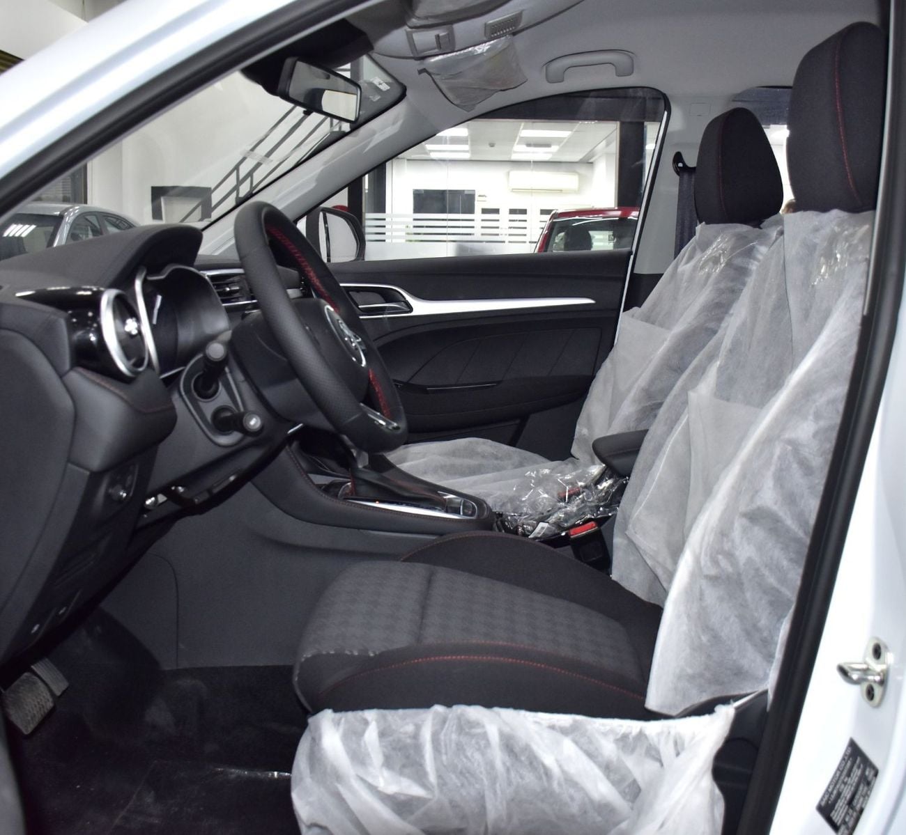 أم جي ZS EXCELLENT DEAL for our MG ZS ( 2025 Model ) in White Color GCC Specs