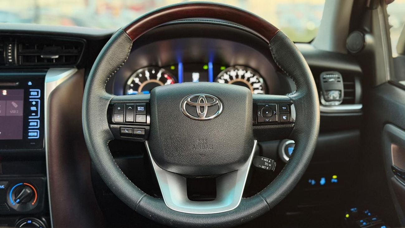 تويوتا فورتونر -