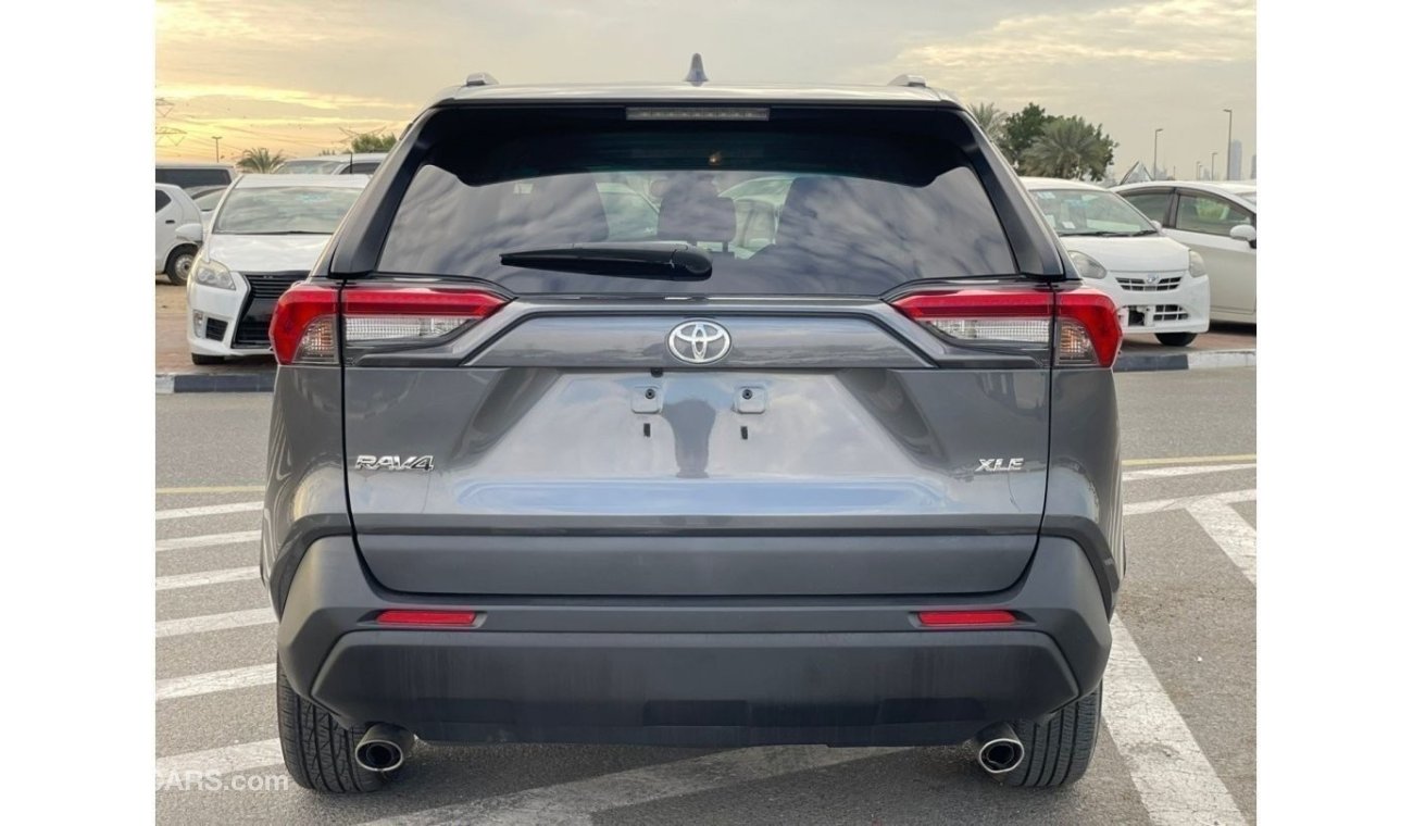 تويوتا راف ٤ 2021 Toyota Rav4 XLE Canadian Specs /