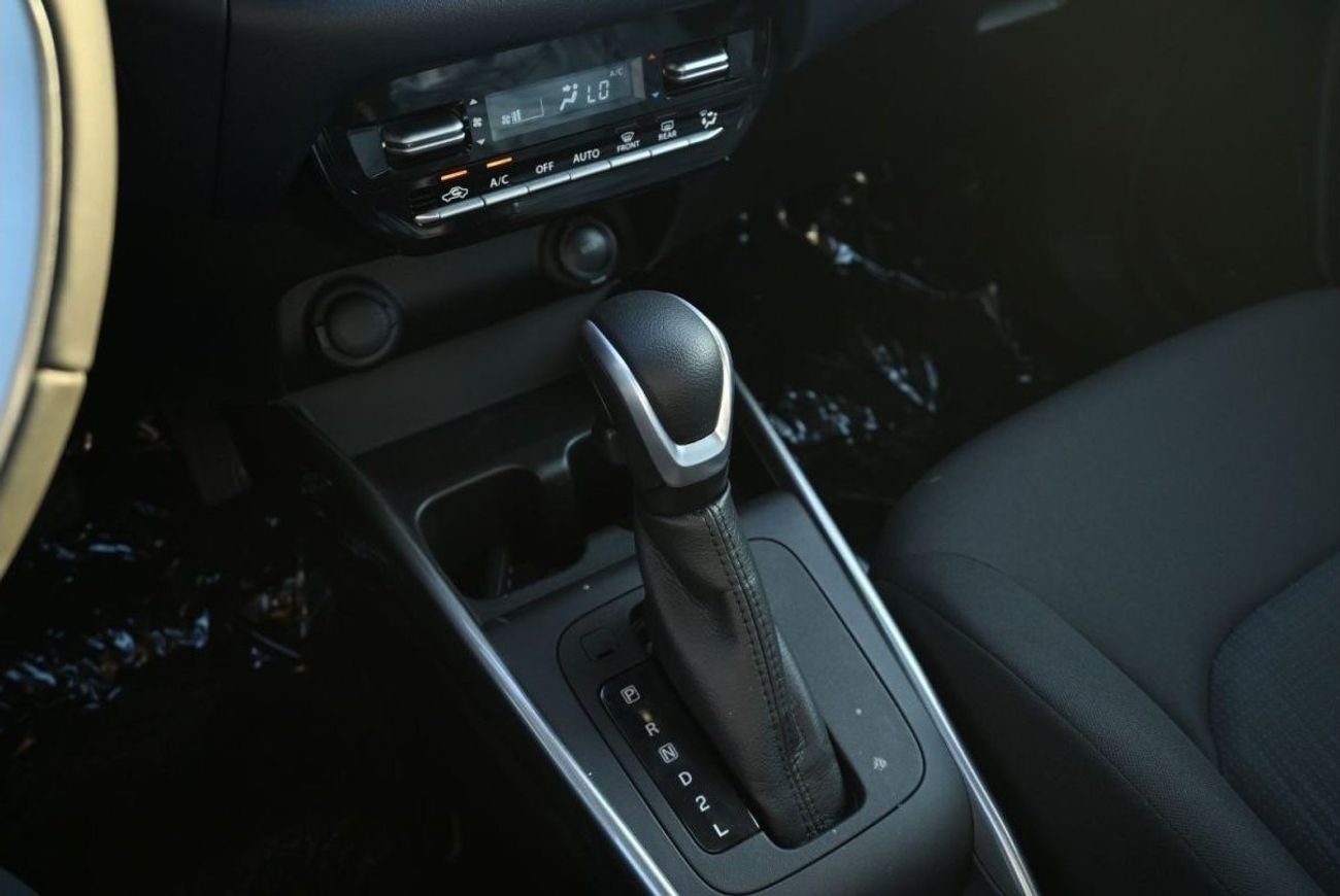 Suzuki Baleno Suzuki Baleno GLX 1.5L Petrol, Hatchback, FWD, 5Doors, Color White, Model 2025