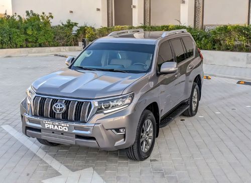 Toyota Prado TXL LHD 4.0L V6 1GR petrol engine Automatic Gear 4WD 7 Seats 5 Doors