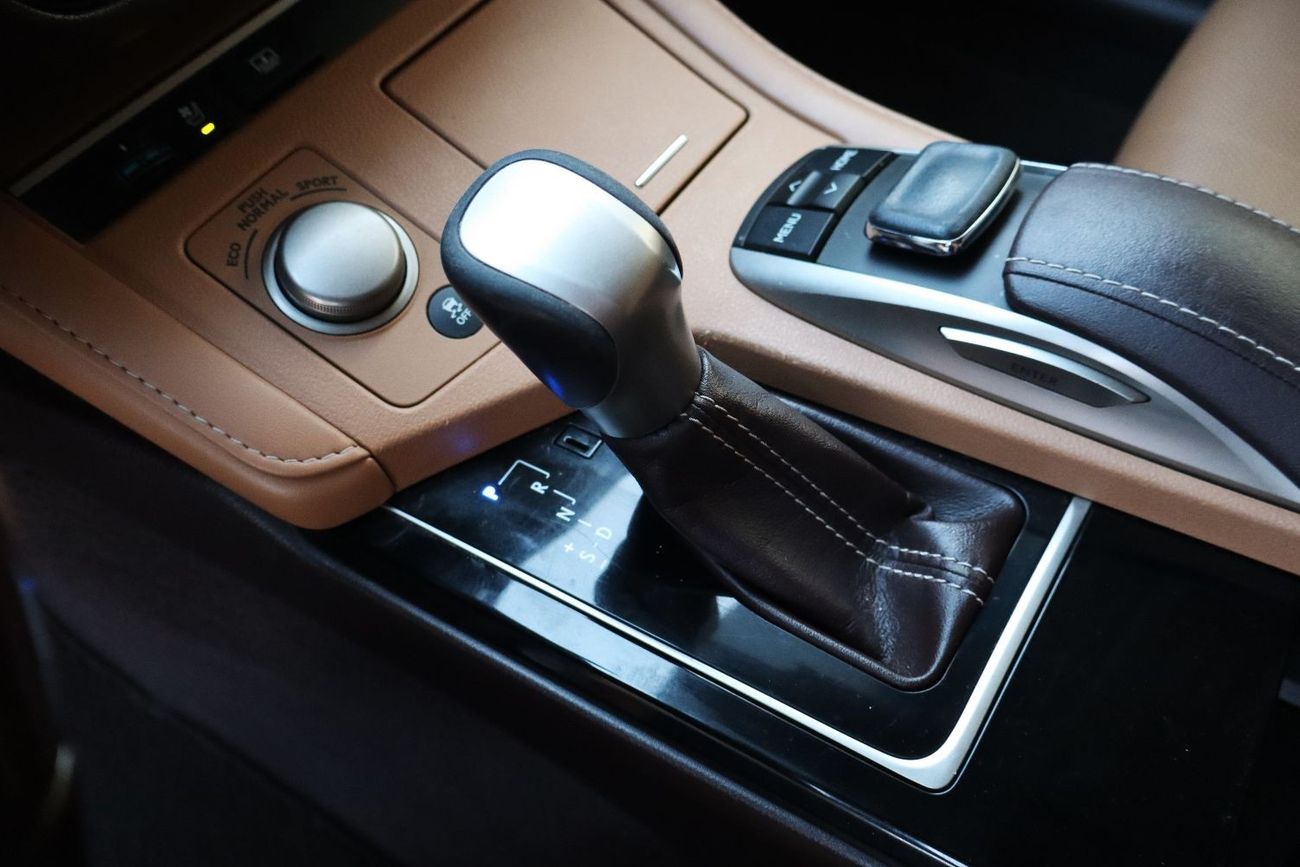 لكزس ES 250 Platinum 2.5L