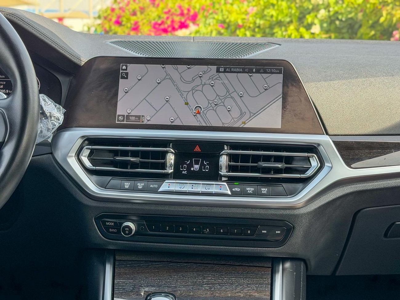 بي أم دبليو 330i Exclusive 2.0L (255 HP)