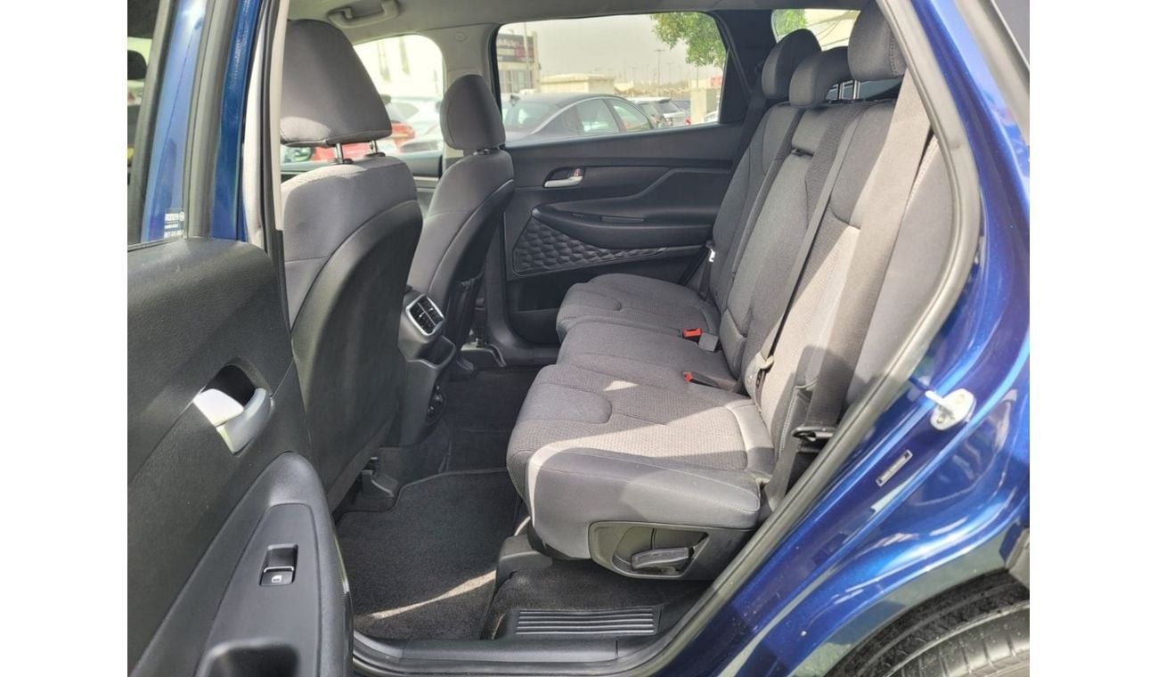 هيونداي سانتا في 5 Seater / 2.4Cc