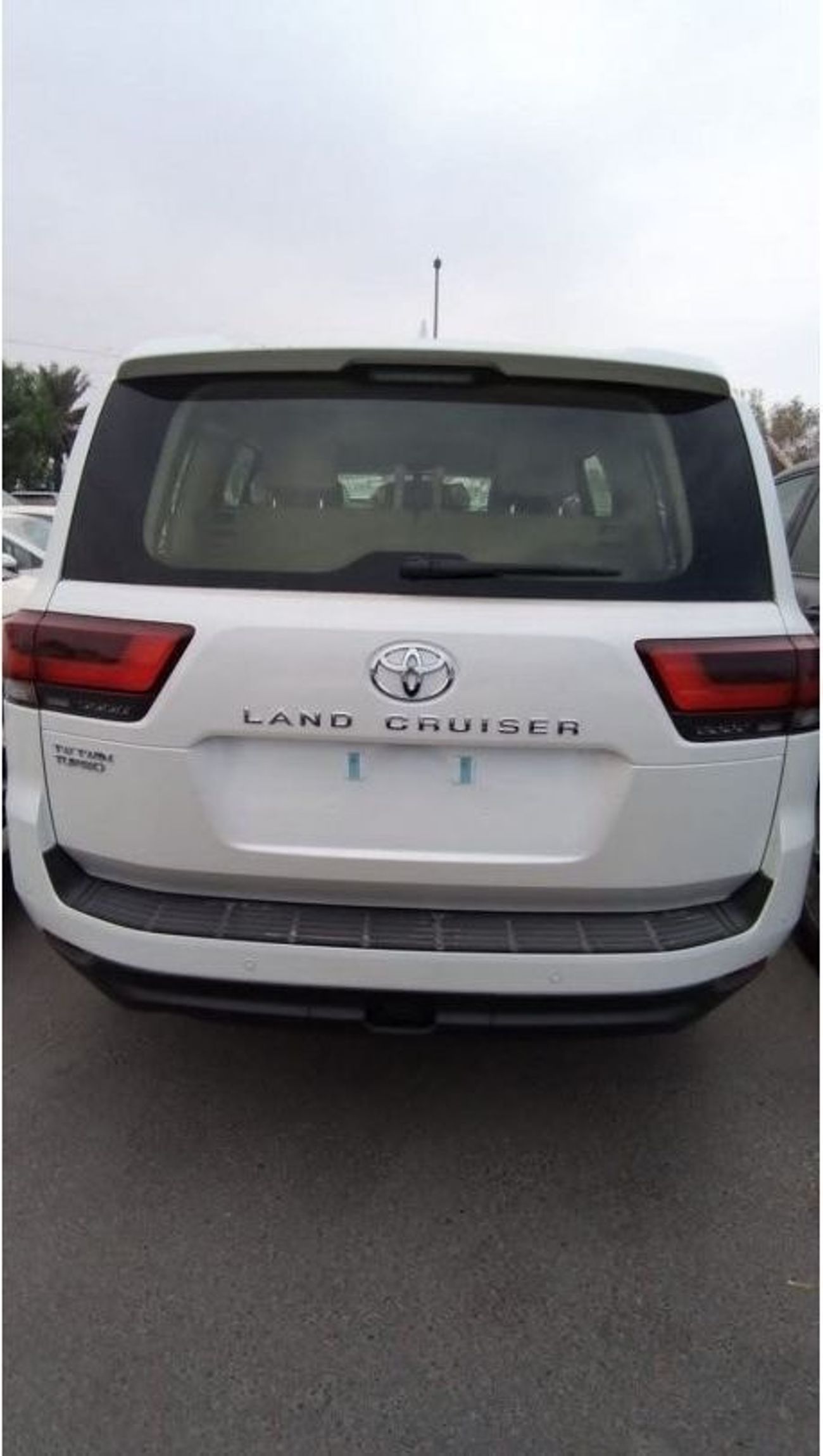 Toyota Land Cruiser LAND CRUISER GXR 3.3L DIESEL