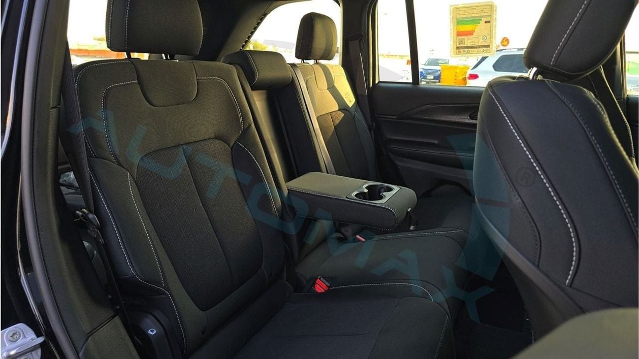 Jeep Grand Cherokee LAREDO 2024 4WD GCC With 4 Years Or 100,000 Km Warranty @Official Dealer