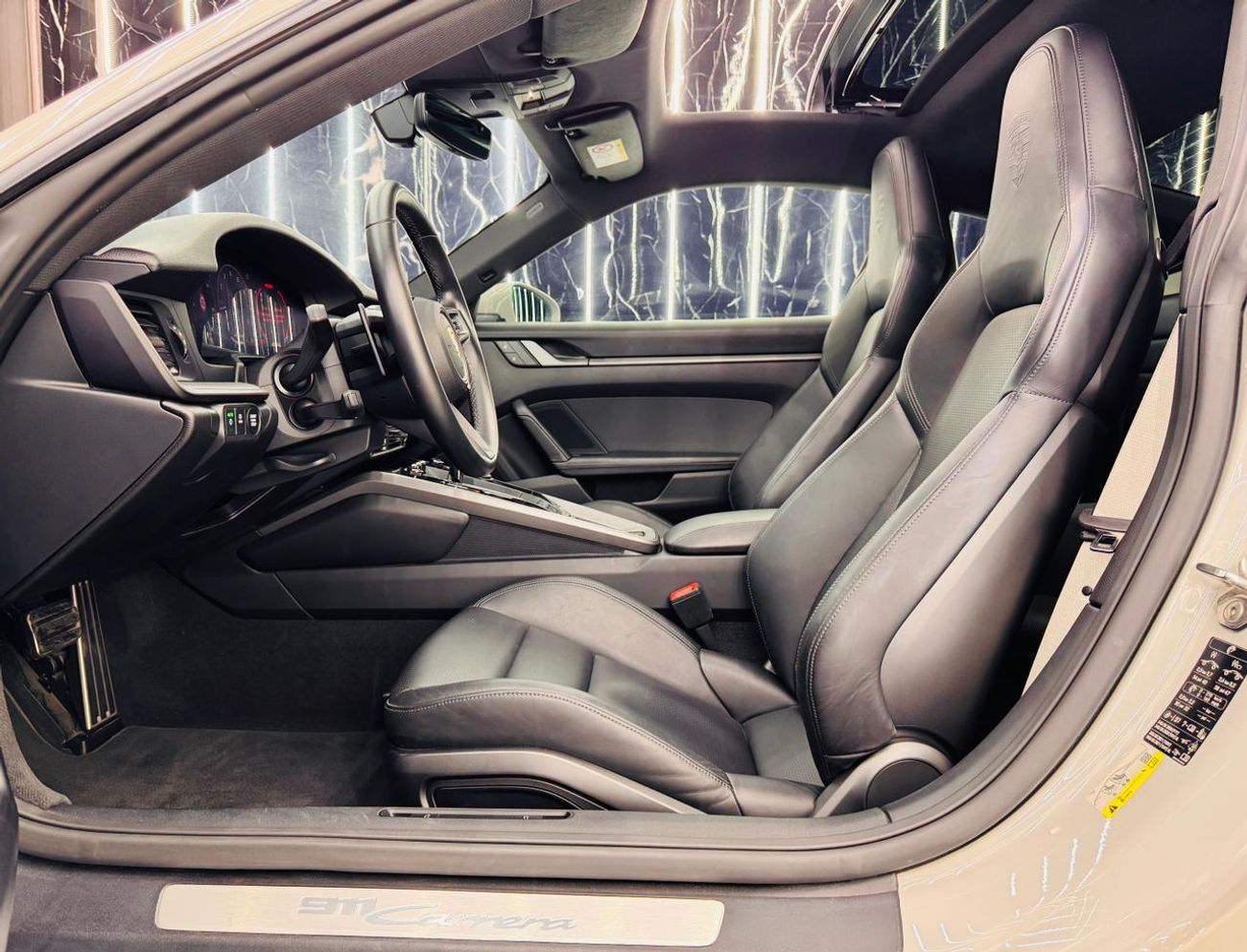 Porsche 911 Carrera 3.0L (380 HP) Coupe 2025 Porsche 911 Carrera, Eur Specs with international War till Nov 2027