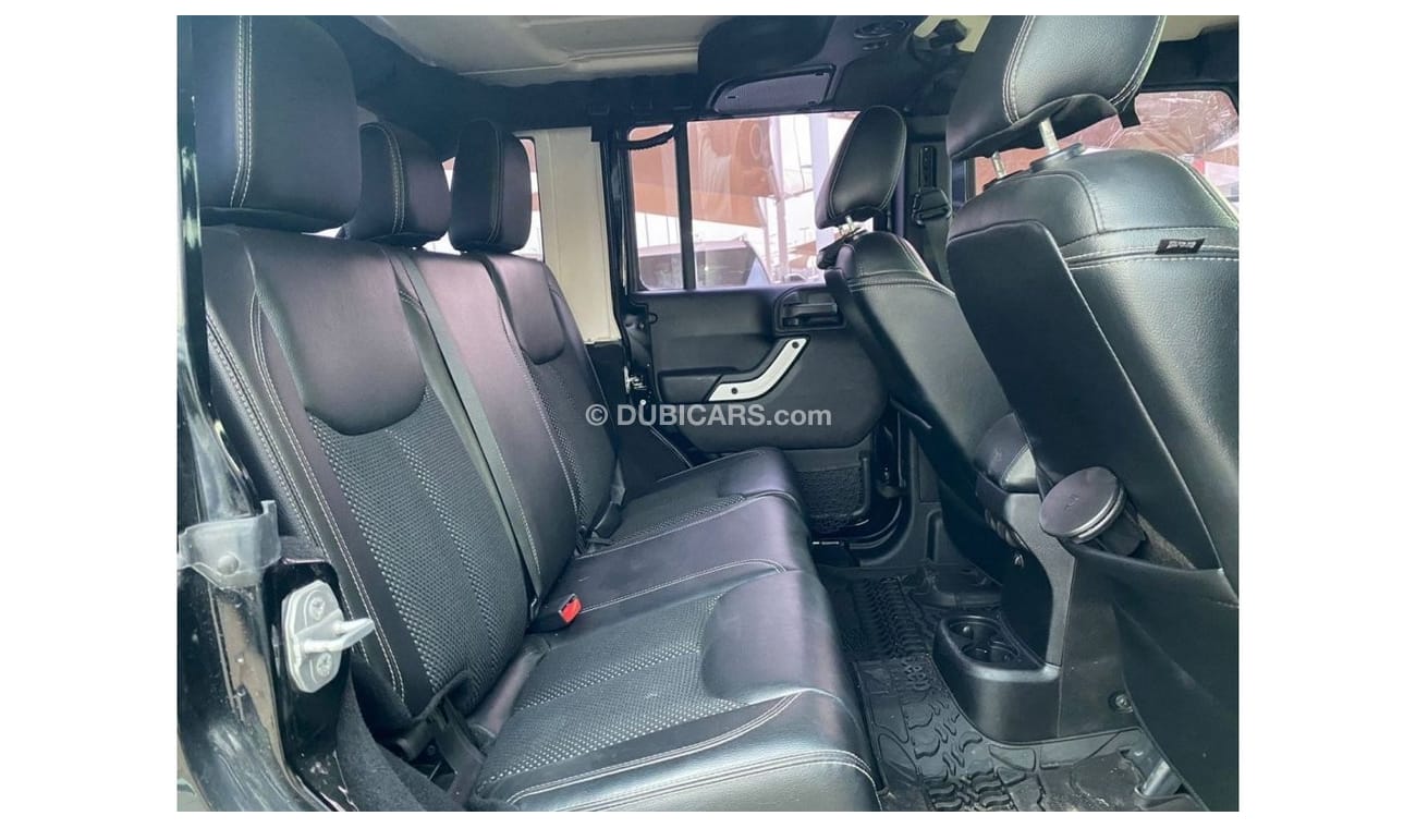 Jeep Wrangler JEEP WRANGLER SAHARA 2015